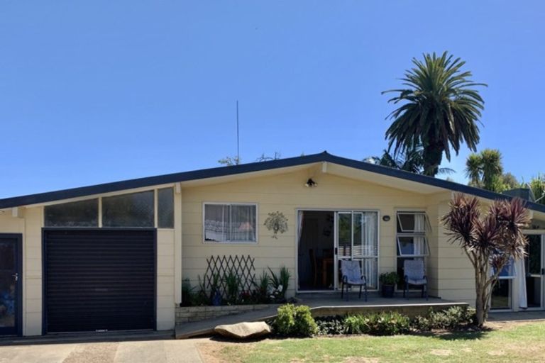 Photo of property in 2 Mary Ann Place, Kaitaia, 0410