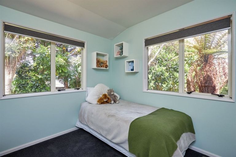 Photo of property in 42 Kotare Place, South Bay, Kaikoura, 7300