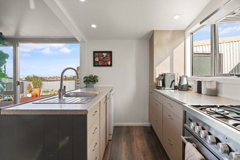 Photo of property in 37 Stanley Street, Kenmure, Dunedin, 9011