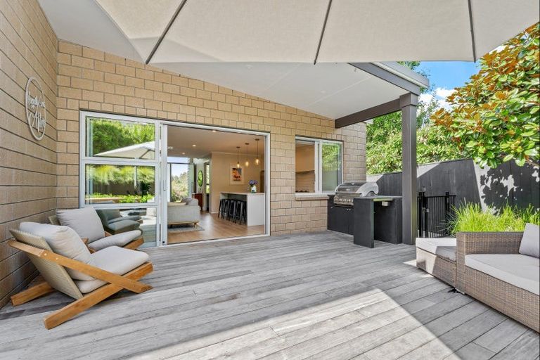 Photo of property in 28 Laly Haddon Place, Matakana, Warkworth, 0985