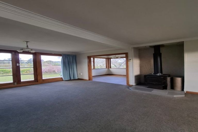 Photo of property in 69 Pohangina Road, Ashhurst, 4470
