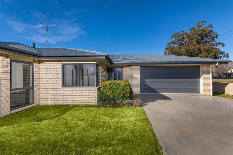 Photo of property in 51 Donegal Street, Cromwell, 9310