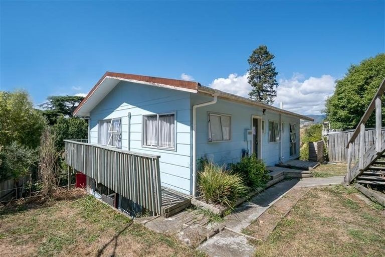 Photo of property in 183 Princes Drive, Britannia Heights, Nelson, 7010