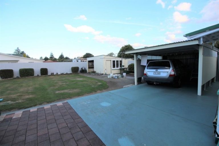 Photo of property in 20 Thyra Street, Dannevirke, 4930