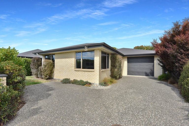 Photo of property in 35 Te Maatu Drive, Motueka, 7120