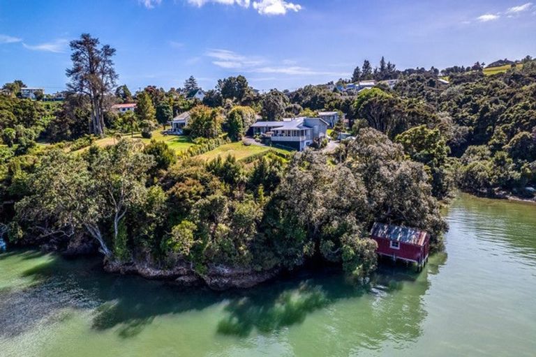 Photo of property in 6 Tirairaka Terrace, Okiato, Russell, 0272