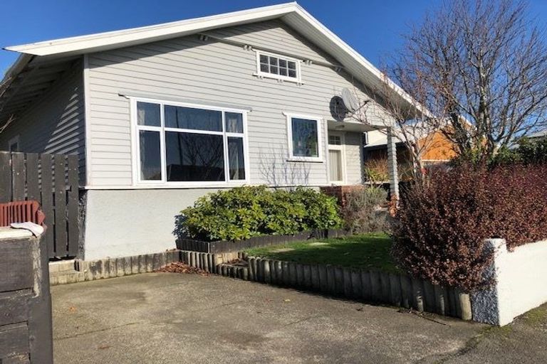 Photo of property in 11 Centre Street, Strathern, Invercargill, 9812