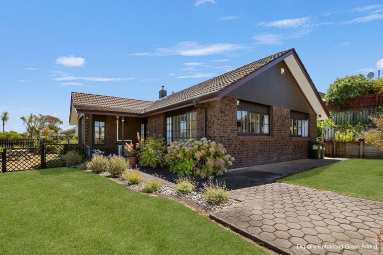 Photo of property in 2 Montgomery Road, Otamatea, Whanganui, 4501