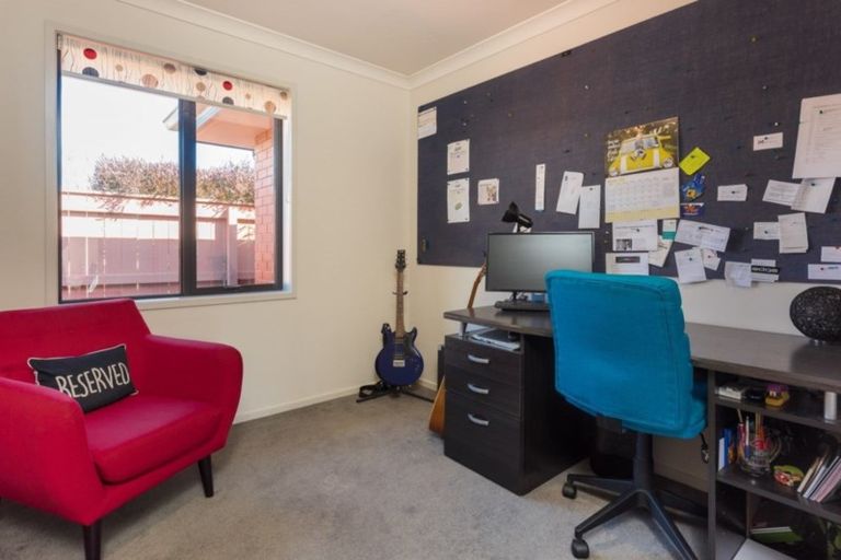 Photo of property in 2 Pelorus Place, Redwoodtown, Blenheim, 7201