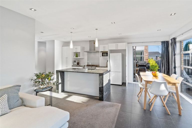 Photo of property in 1/42 Seymour Street, Hornby, Christchurch, 8042