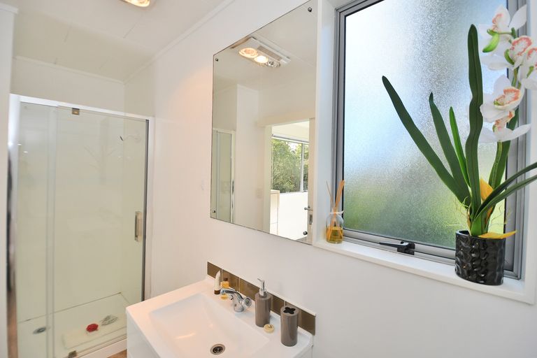 Photo of property in 23b Foster Crescent, Snells Beach, 0920