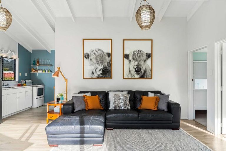 Photo of property in 113 Weka Street, Whangamata, 3620