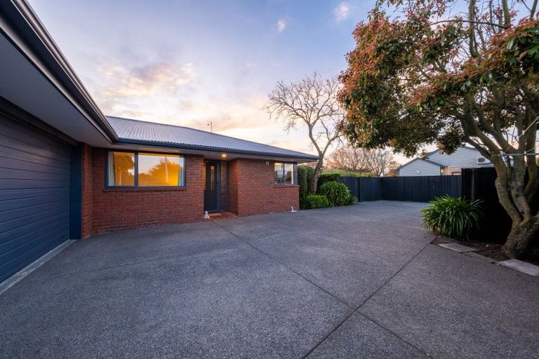 Photo of property in 4 Kennedys Bush Road, Halswell, Christchurch, 8025