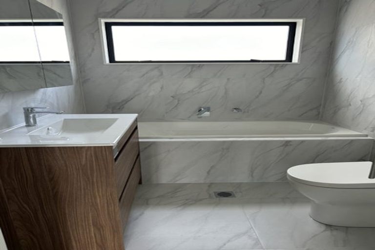 Photo of property in 2 Camp X Place, Whenuapai, Auckland, 0618