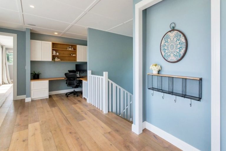 Photo of property in 31 Brick Bay Drive, Sandspit, Warkworth, 0982