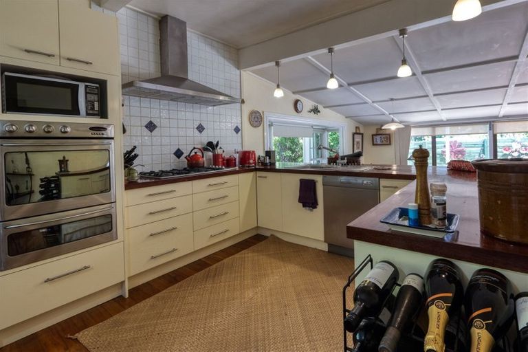 Photo of property in 35 Florance Avenue, Russell, 0272