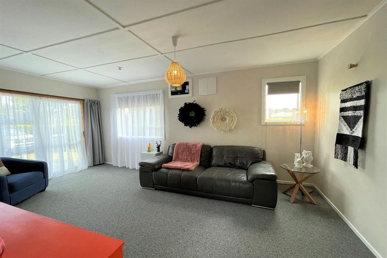 Photo of property in 11 Noble Street, Owaka, 9585