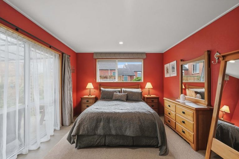 Photo of property in 724 Queens Drive, Waikiwi, Invercargill, 9810