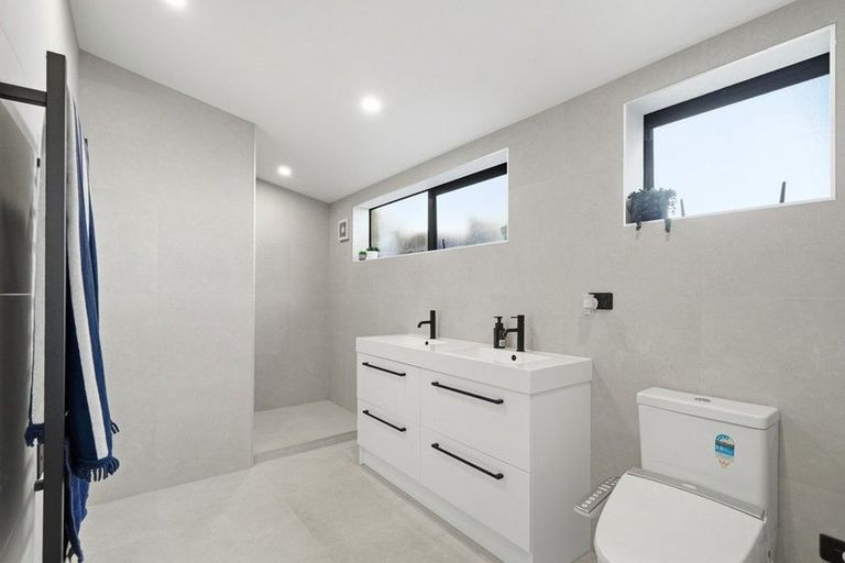 Photo of property in 15 Starwood Lane, Clifton, Christchurch, 8081