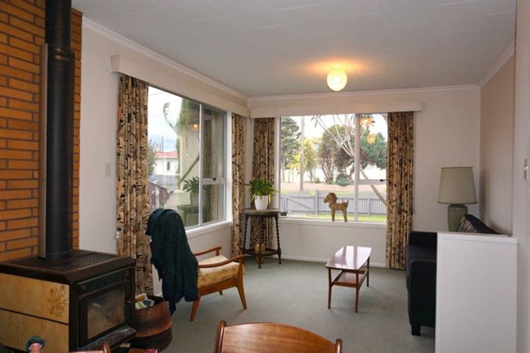 Photo of property in 123-125 Tiro Tiro Road, Levin, 5510