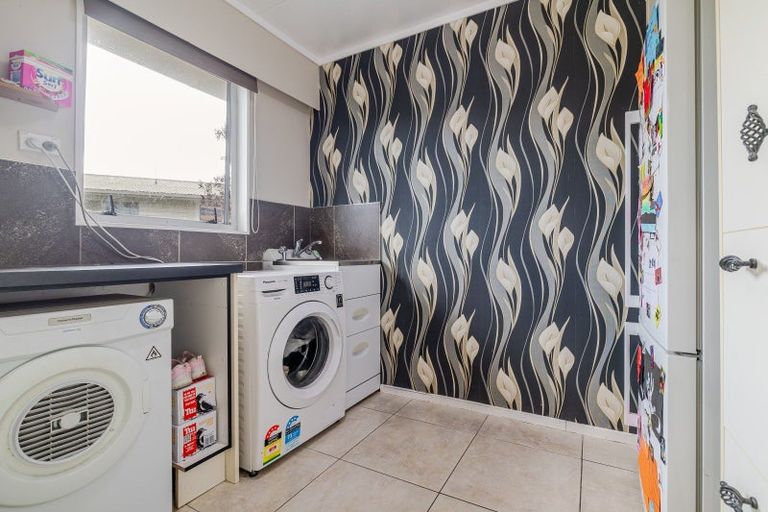 Photo of property in 52 Wakeman Street, Pahiatua, 4910