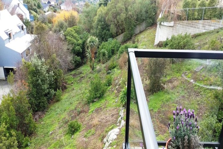 Photo of property in 17 Luxton Place, Mount Pleasant, Christchurch, 8081