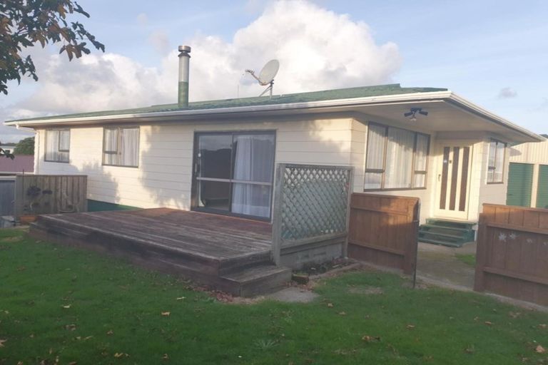 Photo of property in 34 Camellia Avenue, Bell Block, New Plymouth, 4312