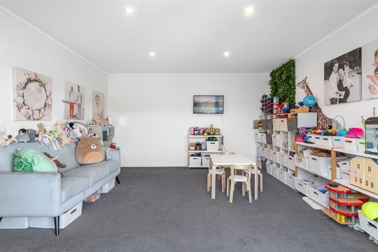 Photo of property in 2/563 Maunganui Road, Mount Maunganui, 3116