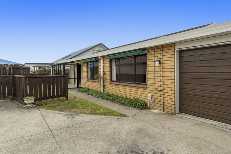 Photo of property in 8b Short Street, Otumoetai, Tauranga, 3110