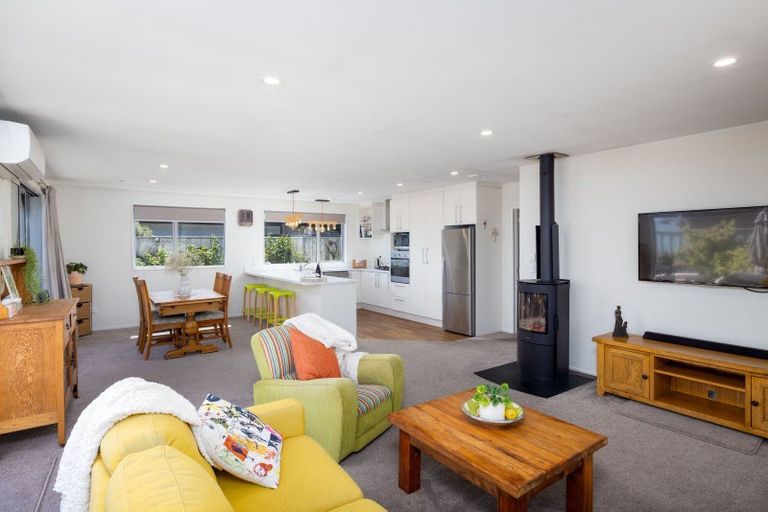 Photo of property in 33 Kahuraki Drive, Pegasus, 7612