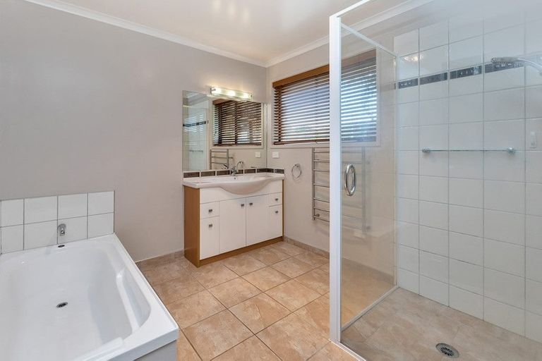 Photo of property in 593 Ngunguru Road, Glenbervie, Whangarei, 0173