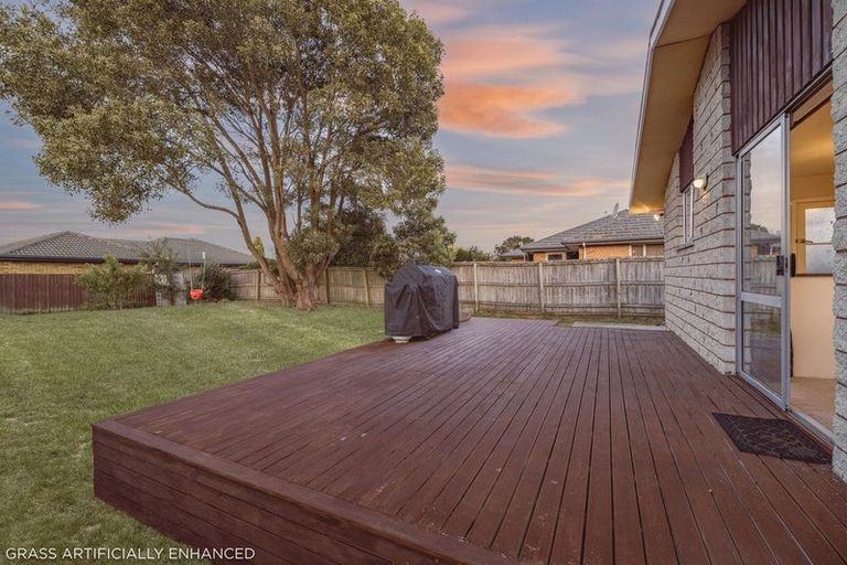 Photo of property in 2/25 Sylvia Street, Parklands, Christchurch, 8083