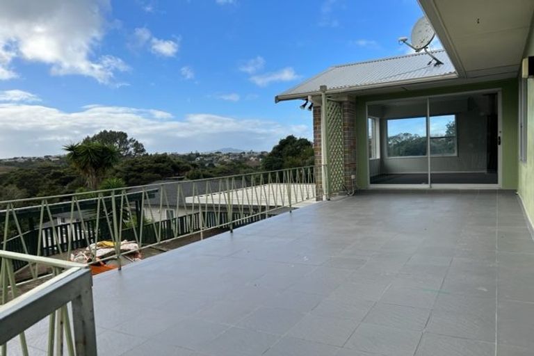 Photo of property in 3/53 Onewa Road, Northcote, Auckland, 0627