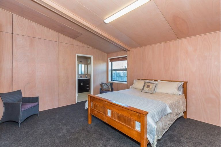 Photo of property in 35 Barling Street, Himatangi Beach, Foxton, 4891