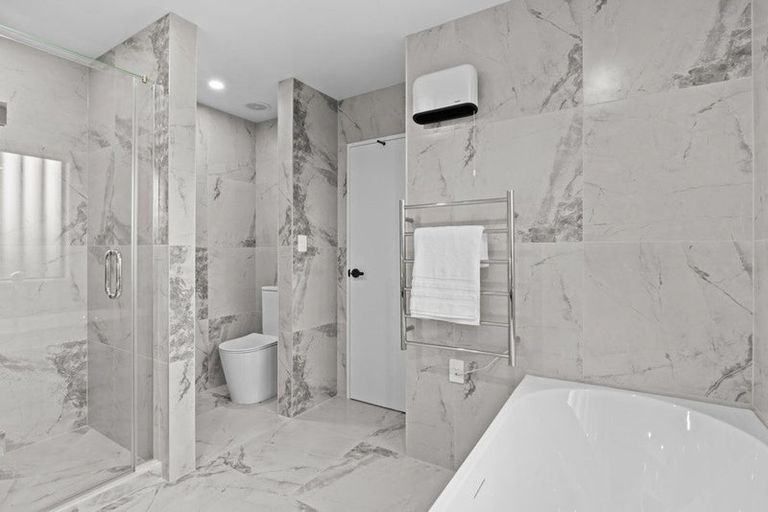 Photo of property in 17 Bremner Ridge Street, Flat Bush, Auckland, 2019