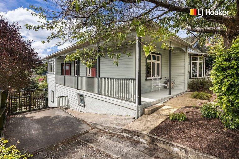 Photo of property in 25 Silverton Street, Andersons Bay, Dunedin, 9013