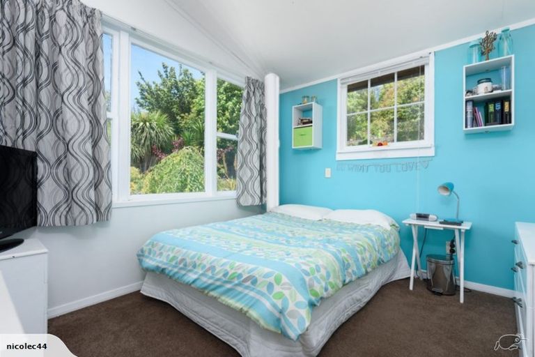 Photo of property in 18a Wade Place, Welcome Bay, Tauranga, 3175