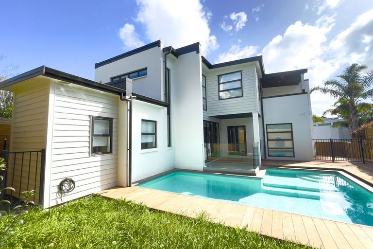 Photo of property in 44b Bay Road, Saint Heliers, Auckland, 1071