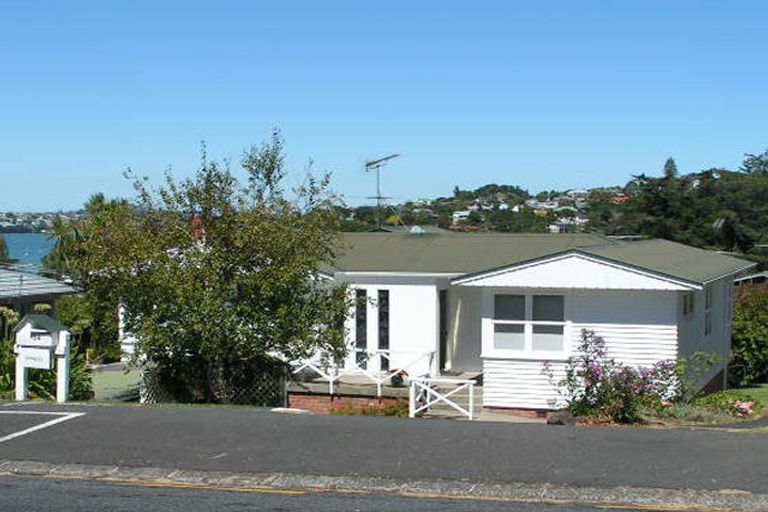Photo of property in 54 Church Street, Northcote Point, Auckland, 0627