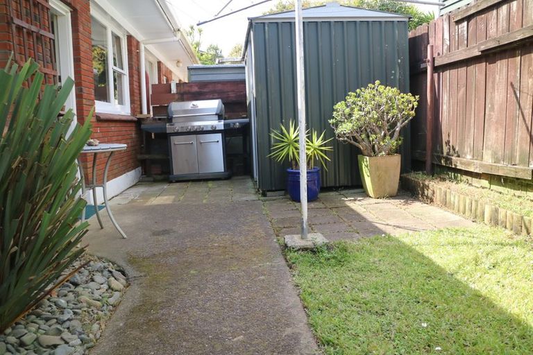 Photo of property in 1/59 The Boulevard, Sunnyhills, Auckland, 2010