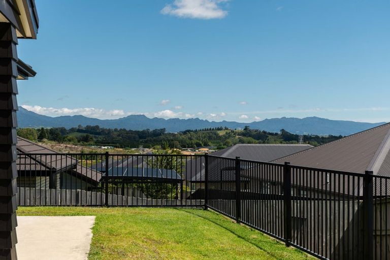 Photo of property in 11 Stingray Drive, Omokoroa, 3114