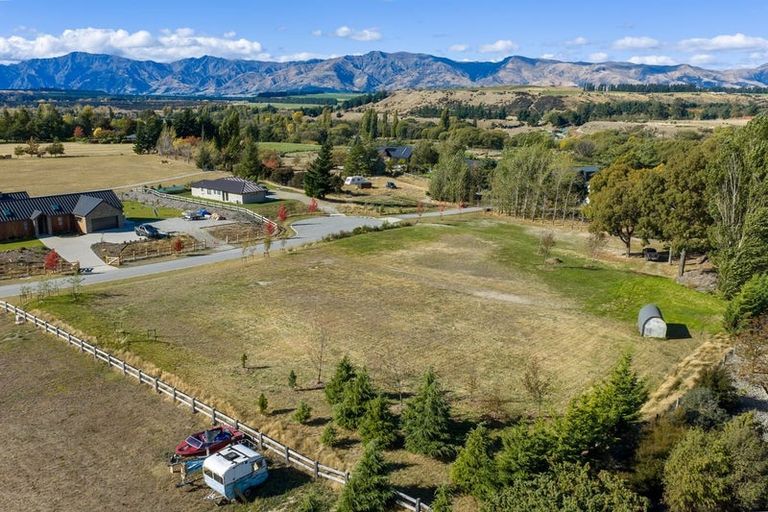 Photo of property in 14 Head Place, Albert Town, 9382