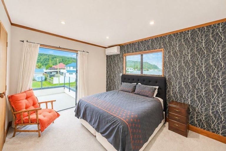 Photo of property in 103 Mako Road, Whangamata, 3620