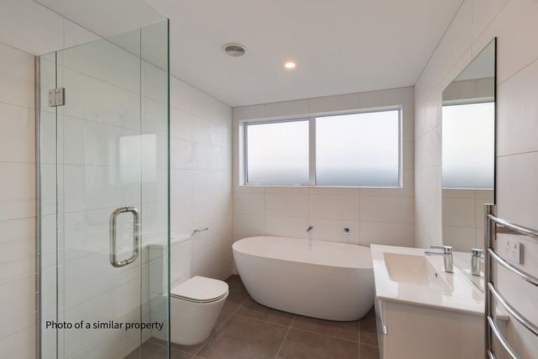 Photo of property in 24 Evelyn Crescent, Marshland, Christchurch, 8083