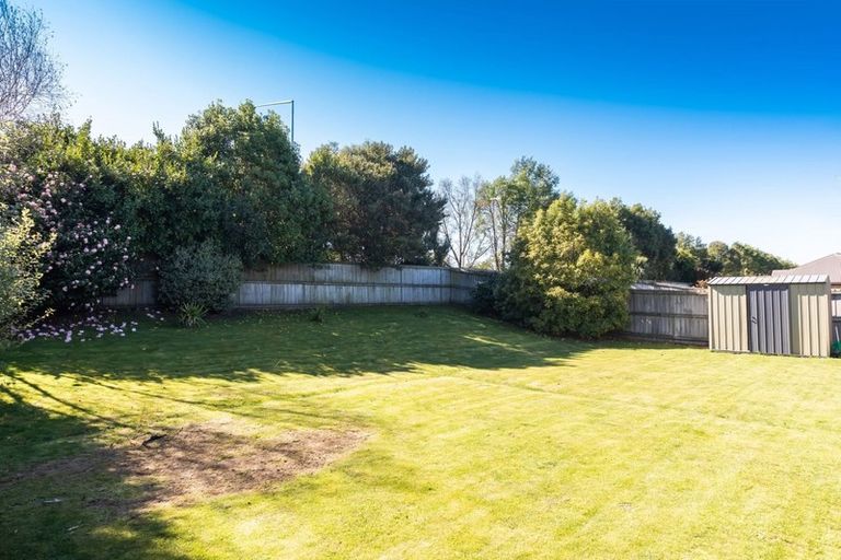 Photo of property in 21 Havana Gardens, Shirley, Christchurch, 8052