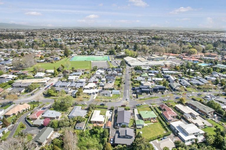 Photo of property in 18 Mcnicol Street, Fairfield, Hamilton, 3214