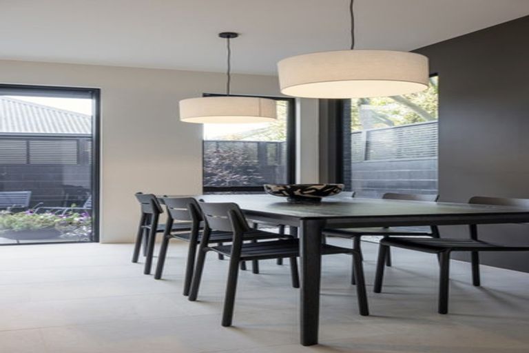 Photo of property in 12 Rhodes Street, Merivale, Christchurch, 8014