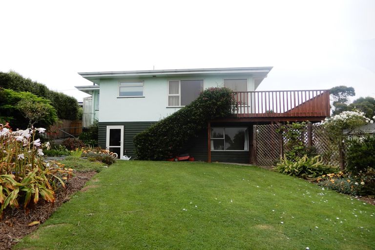 Photo of property in 23 Selwyn Street, South Hill, Oamaru, 9400