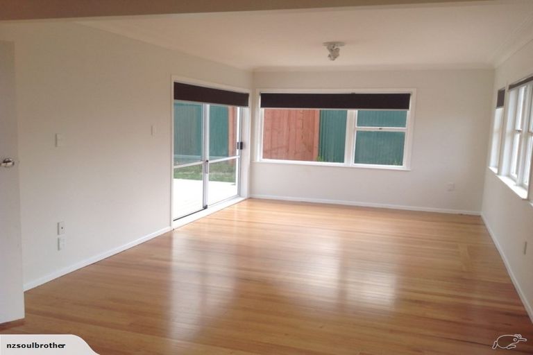 Photo of property in 26 Eskdale Road, Birkdale, Auckland, 0626