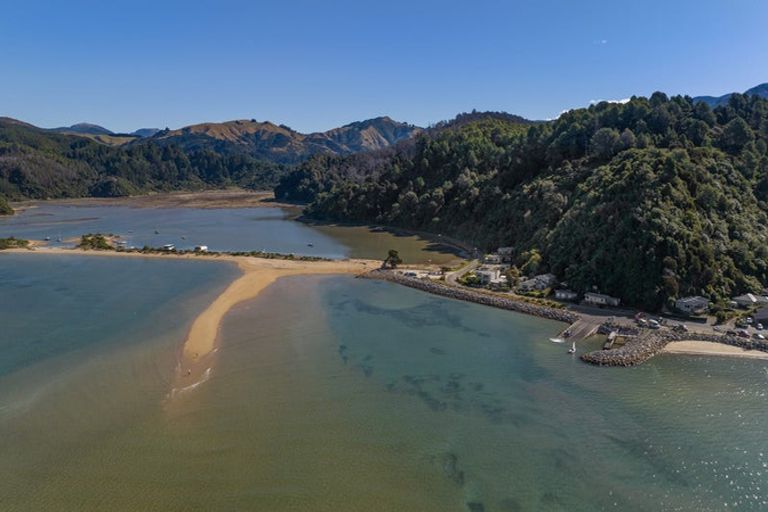 Photo of property in 538 Riwaka-sandy Bay Road, Kaiteriteri, Motueka, 7197